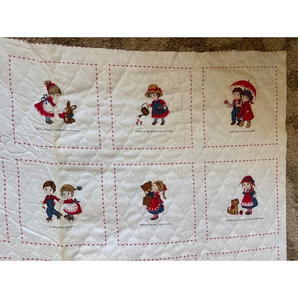 Cranston Print Works "Love Makes the World Go Round" Quilted Fabric Blocks 17" x - Picture 3 of 7